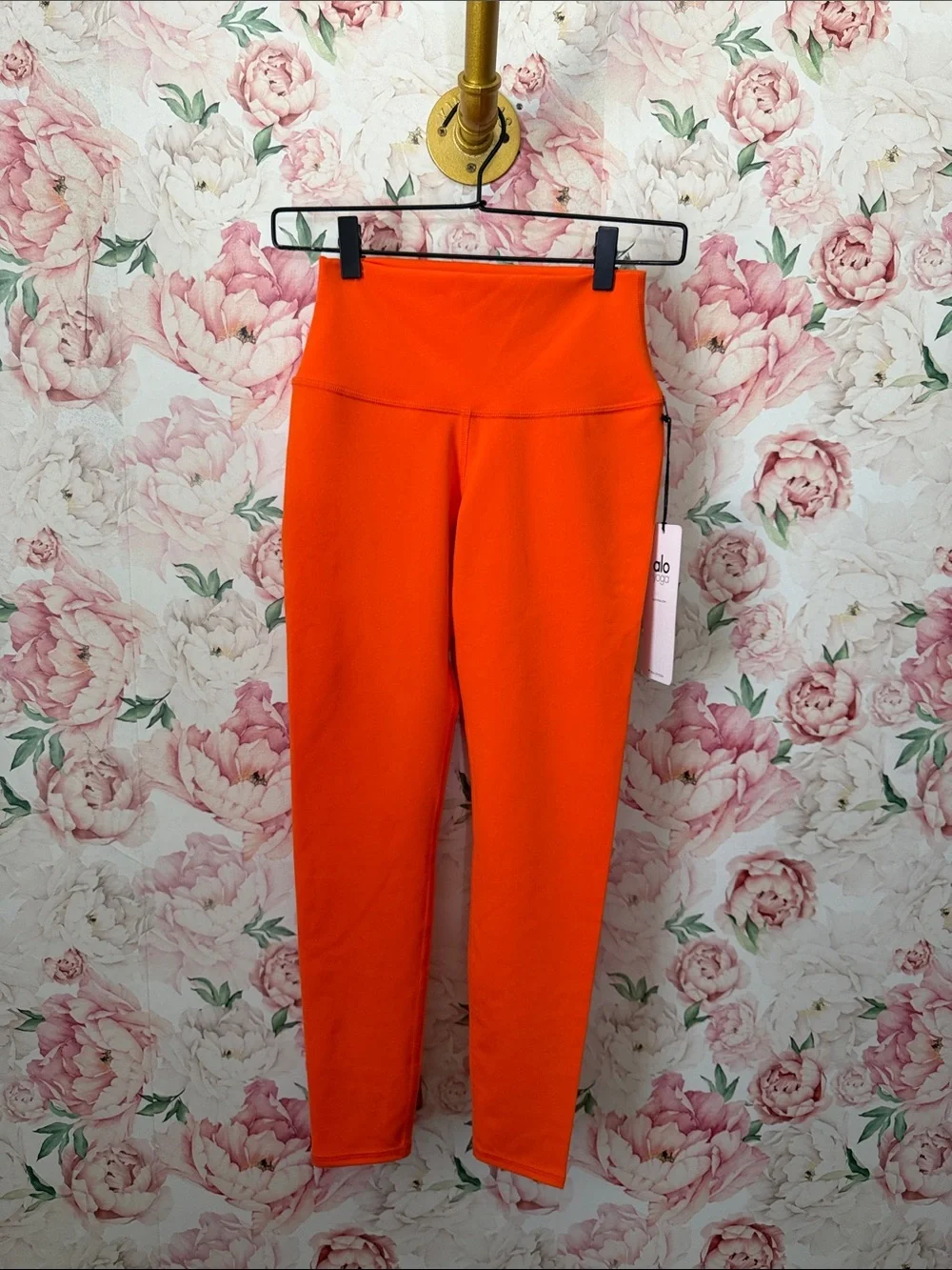 NWT Alo Yoga TANGERINE Orange 7/8 High Waist Airbrush Legging size XS Pants